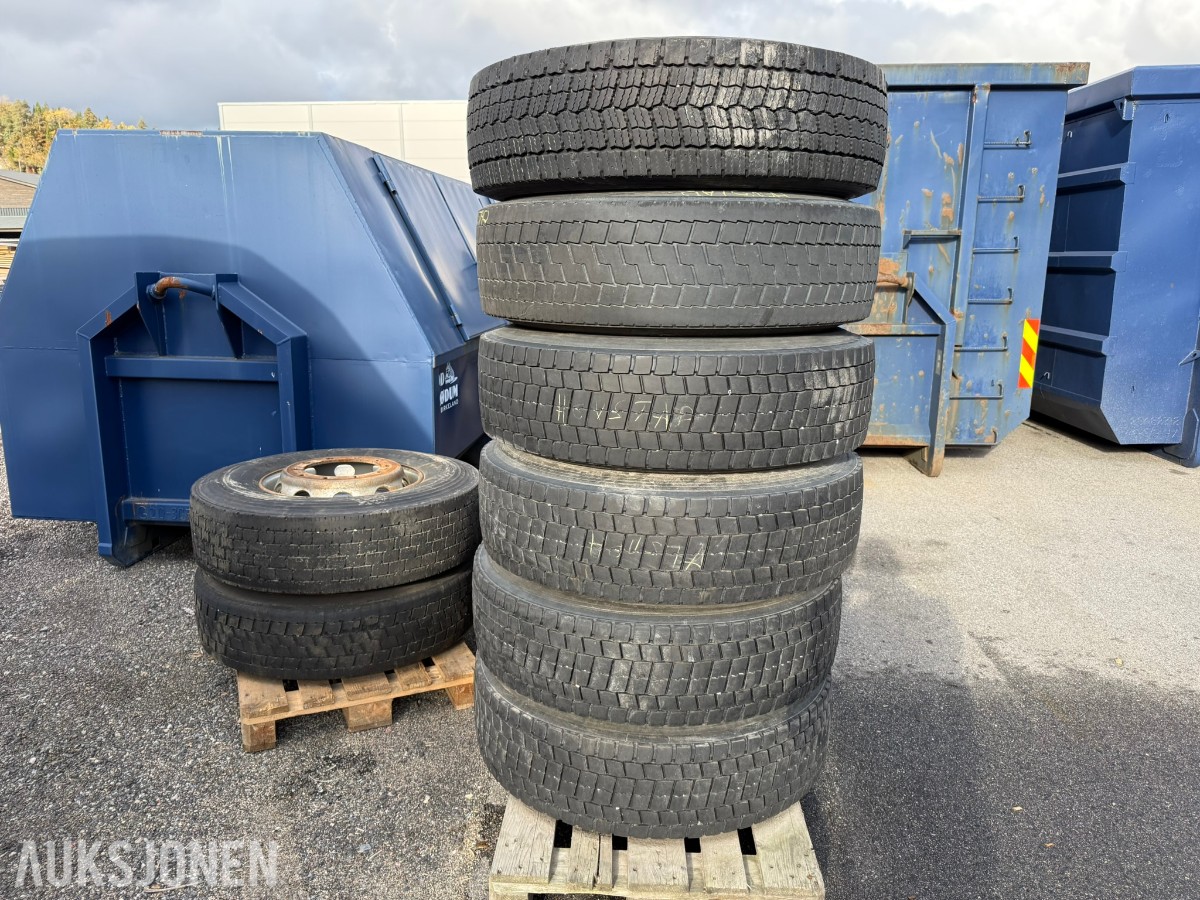 13 stk lastebildekk m / felg 315/80 R22.5 