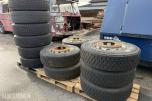 13 stk lastebildekk m / felg 315/80 R22.5 