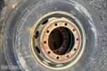 13 stk lastebildekk m / felg 315/80 R22.5 