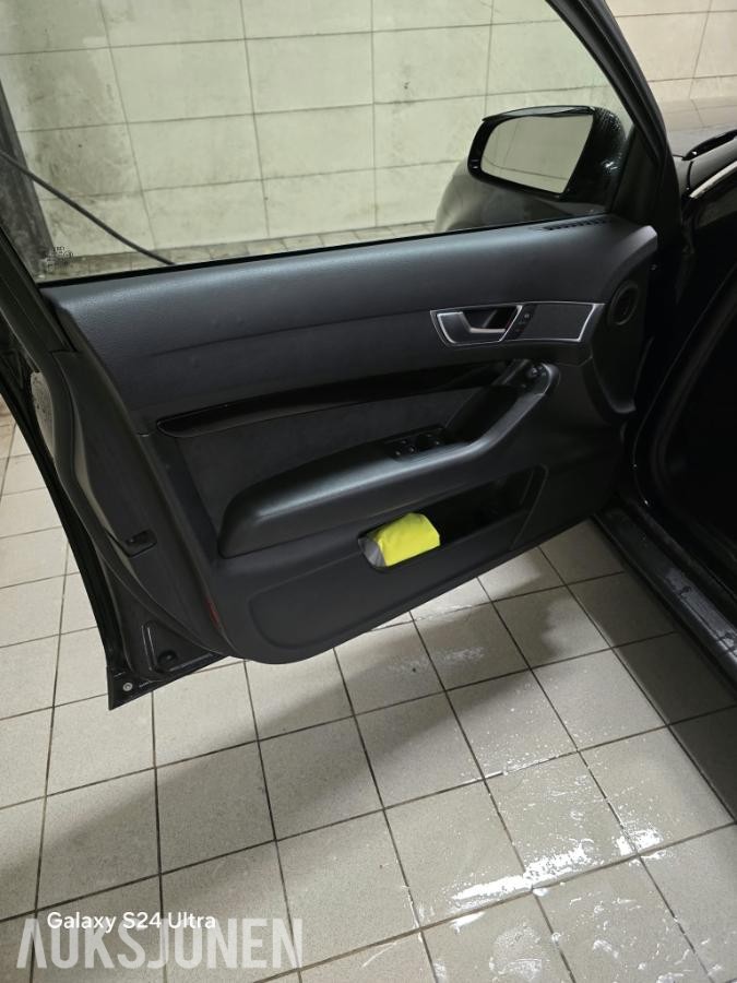 2005 Audi A6 2.4, Automat