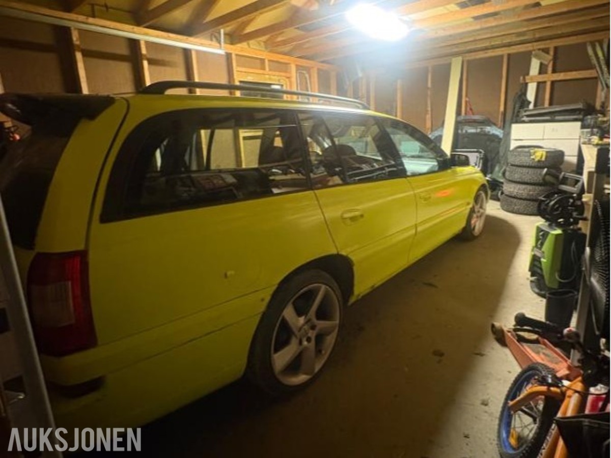 2001 Opel Omega 2.2 Bensin 144hk Hengerfeste