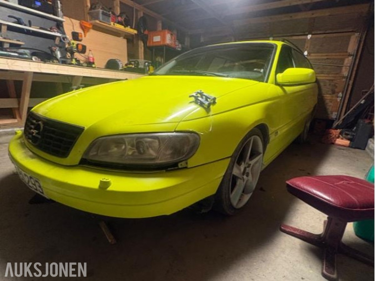2001 Opel Omega 2.2 Bensin 144hk Hengerfeste