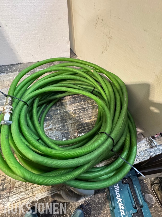 H28 ESSVE SPIKERPISTOLER