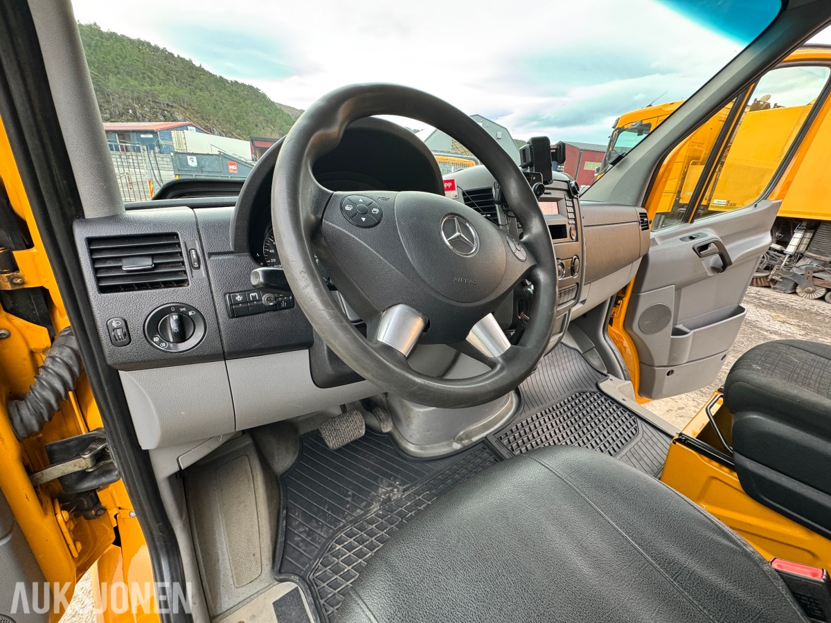 2015 Mercedes-Benz Sprinter 2,1 D 163HK AUT HENGERFESTE KRAN VARMER