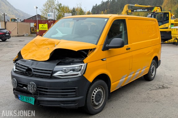 2019 Volkswagen Transporter 2,0 TDI 150hk Kort 4Motion CRUICE AUTOMAT REPRASJONSOBJEKT
