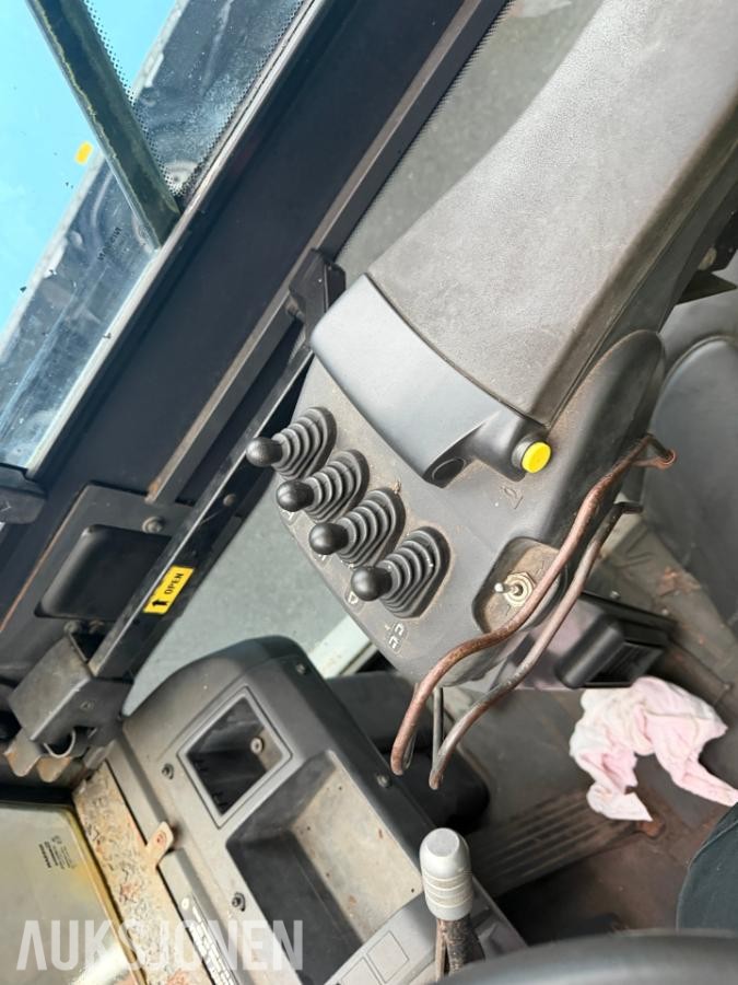 2005 Nissan FGD02A320 Gaffeltruck, 3200 kg, reparasjonsobjekt