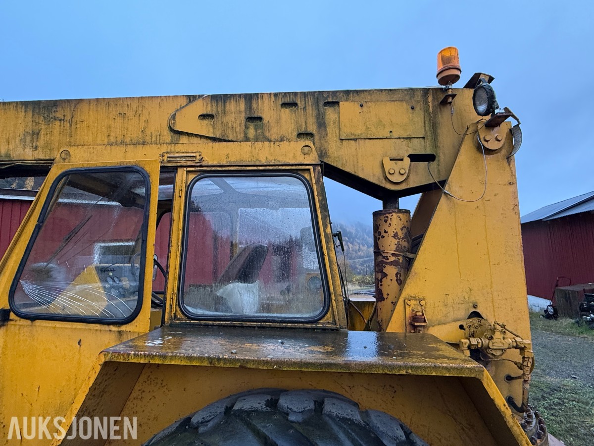 1980 Volvo MK 693 Kran / Baklaster - 7 tonn løftekapasitet