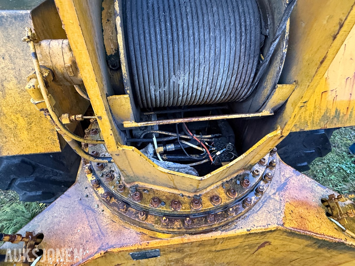 1980 Volvo MK 693 Kran / Baklaster - 7 tonn løftekapasitet