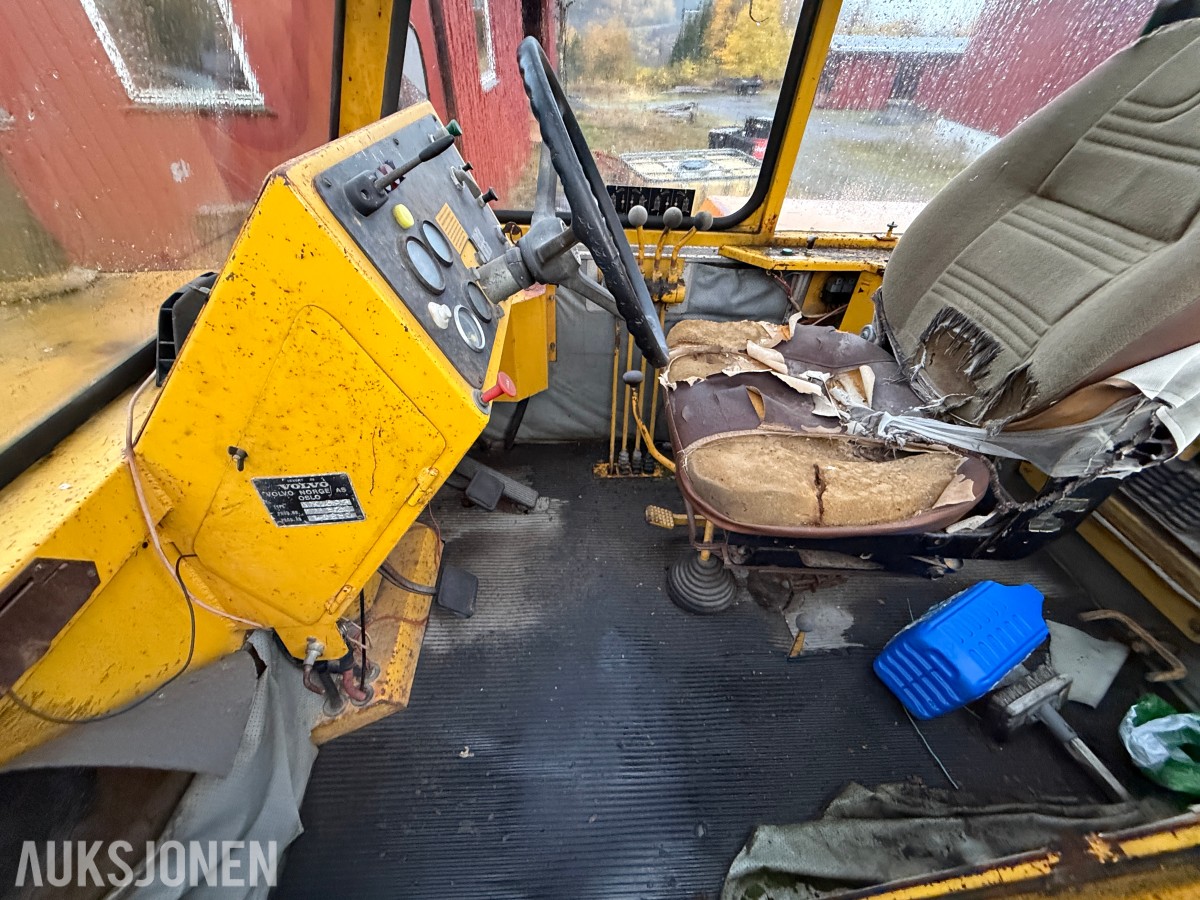 1980 Volvo MK 693 Kran / Baklaster - 7 tonn løftekapasitet