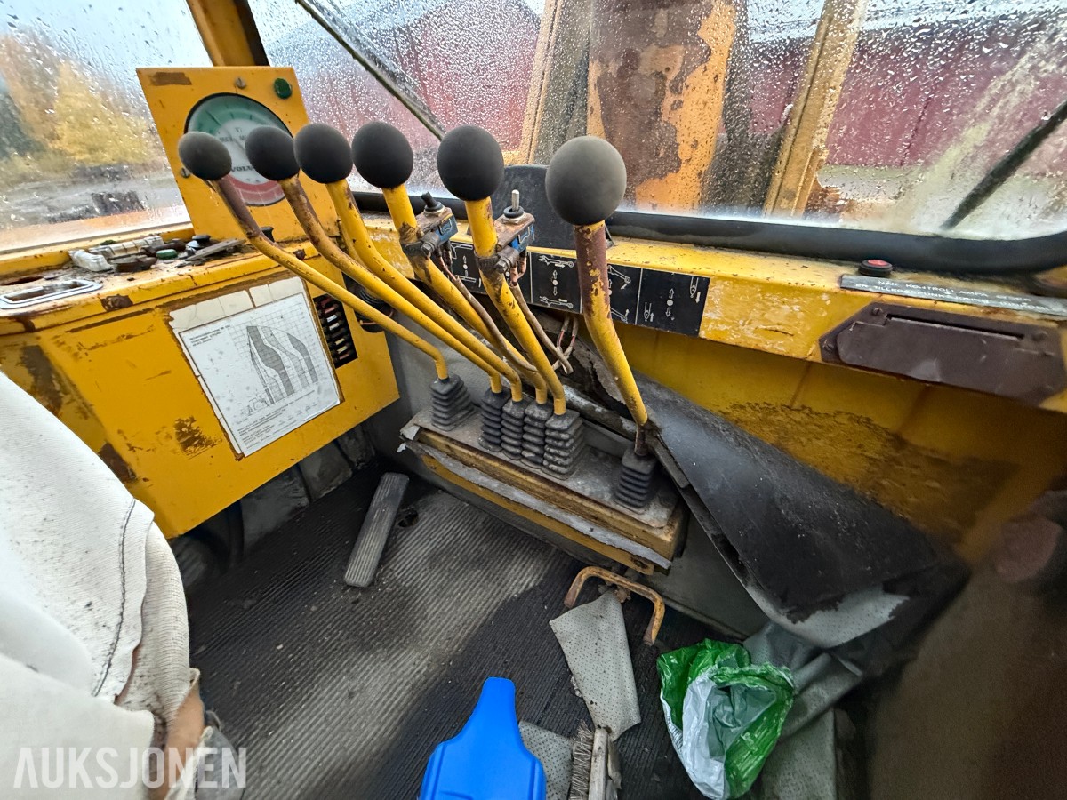 1980 Volvo MK 693 Kran / Baklaster - 7 tonn løftekapasitet