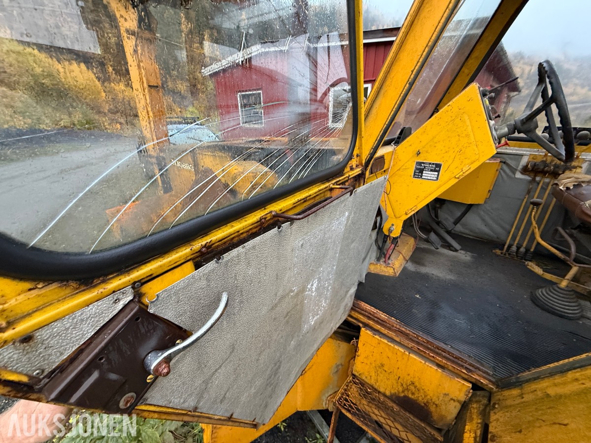 1980 Volvo MK 693 Kran / Baklaster - 7 tonn løftekapasitet