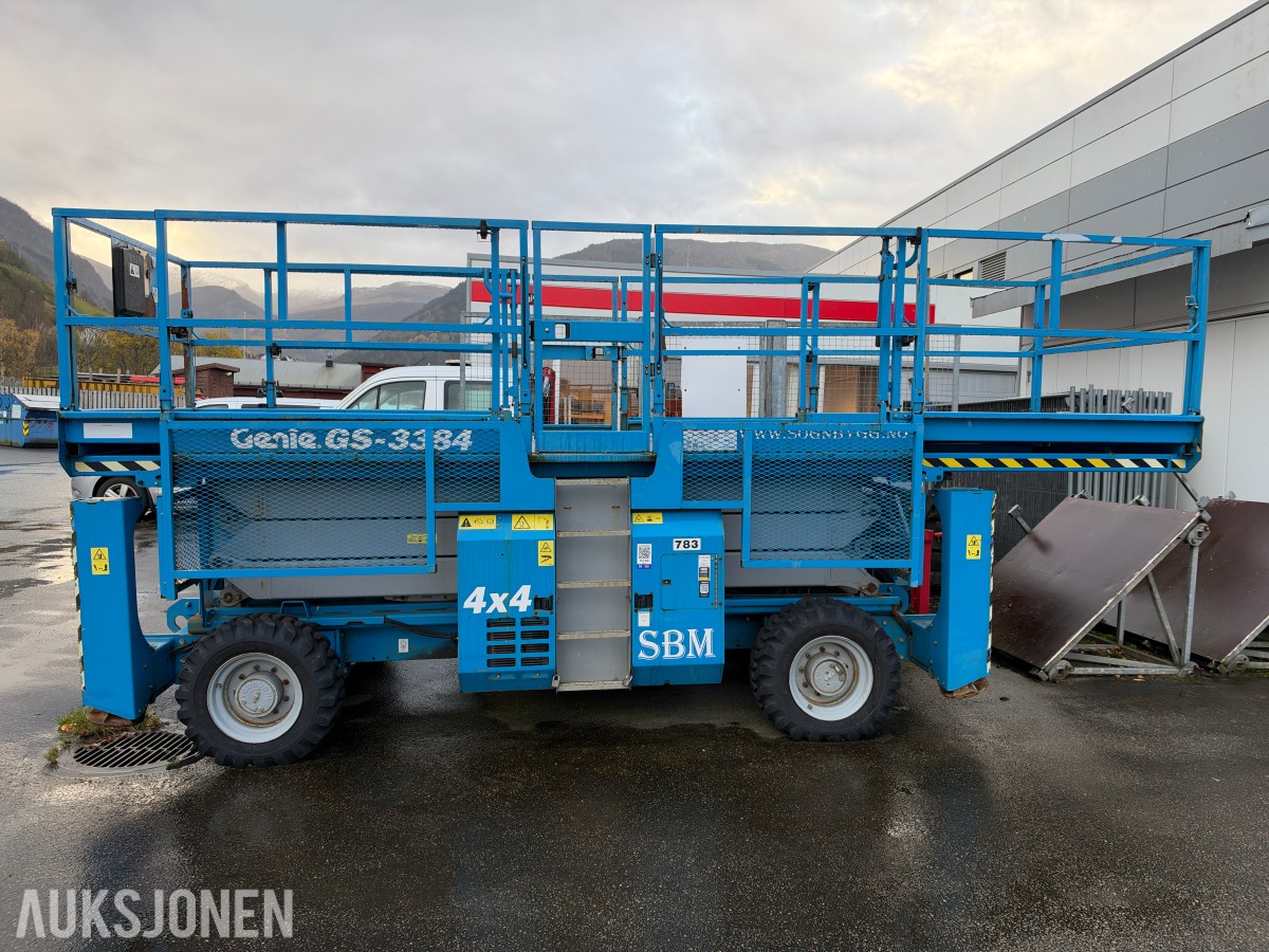 2008 Genie GS-3384 RT - terrenggående sakselift - 4x4
