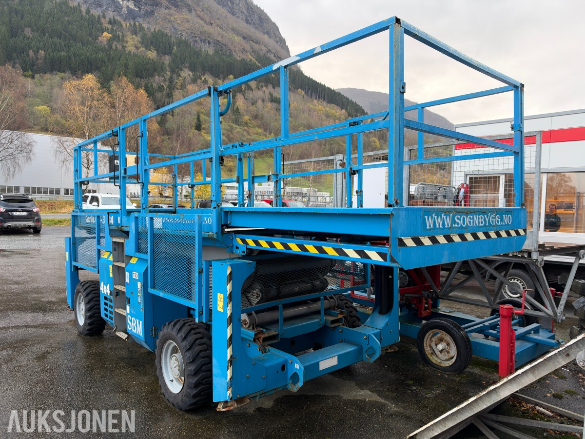 2008 Genie GS-3384 RT - terrenggående sakselift - 4x4