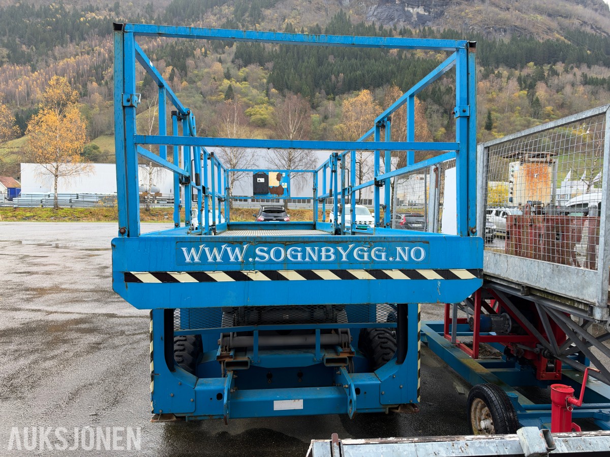 2008 Genie GS-3384 RT - terrenggående sakselift - 4x4