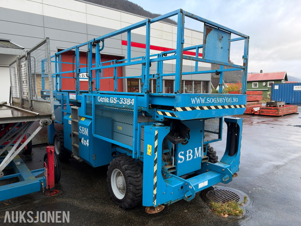 2008 Genie GS-3384 RT - terrenggående sakselift - 4x4