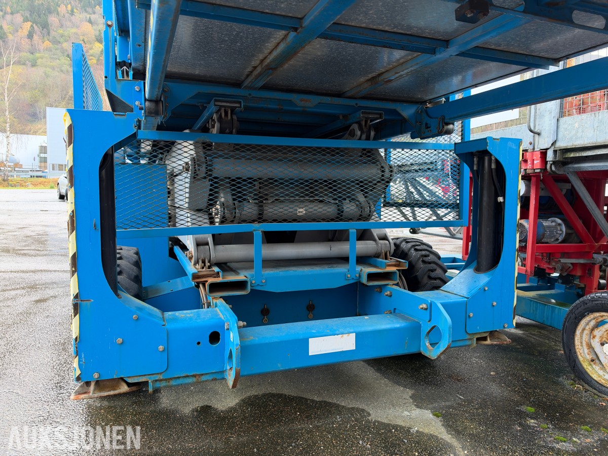 2008 Genie GS-3384 RT - terrenggående sakselift - 4x4