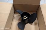 Parti med 9 stk. Yamaha-propeller i diverse størrelser og utførelser