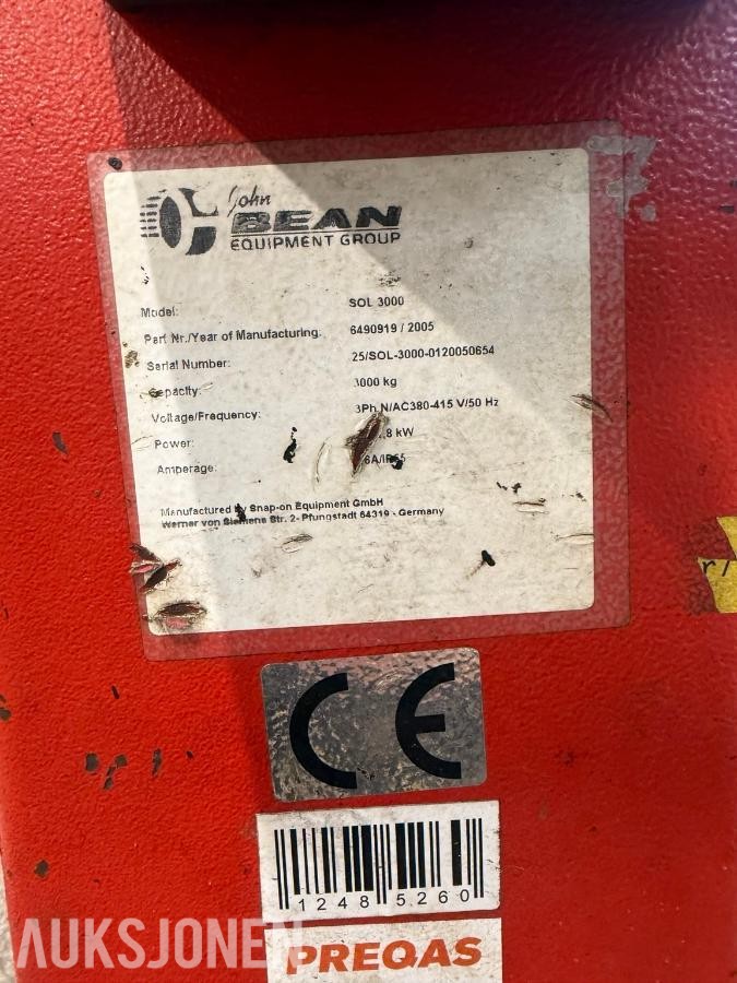 2005 John Bean SOL 3000 - 2 stk tosøylede løftebukker