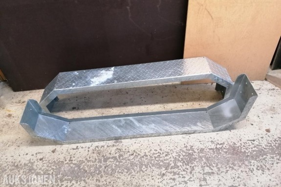 2 stk Helt nye skjermer i galvanisert stål til 2 akslet tilhenger 150 x 20 x 40