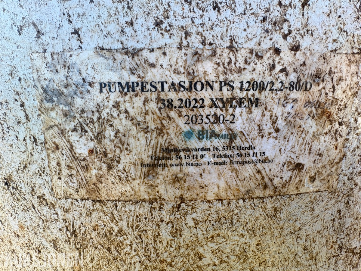 2022 Pumpestasjon / pumpekum med 2 pumper og rørsystem