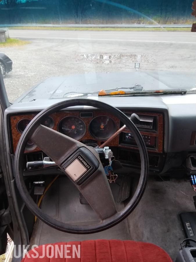 1989 Chevrolet Suburban 6.2 Diesel 143hk 4X4 Automat *Ingen minstepris*