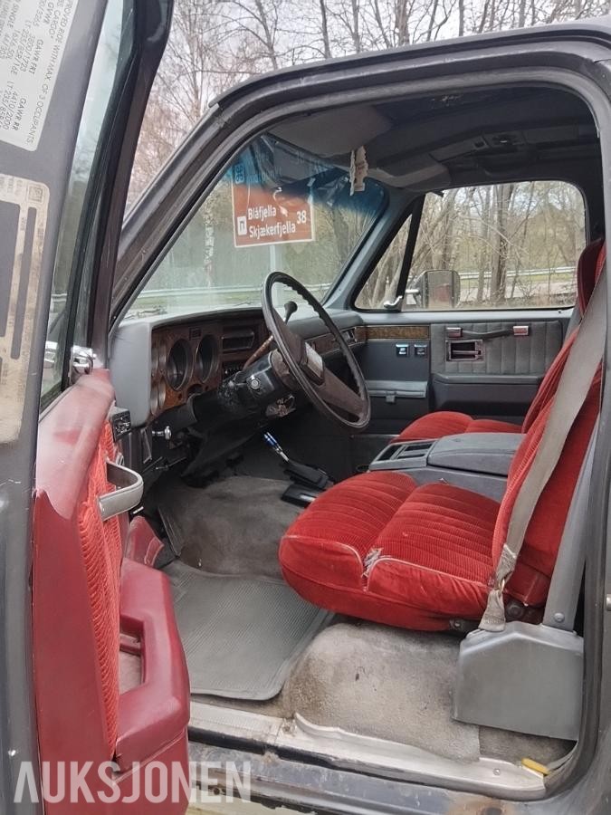 1989 Chevrolet Suburban 6.2 Diesel 143hk 4X4 Automat *Ingen minstepris*