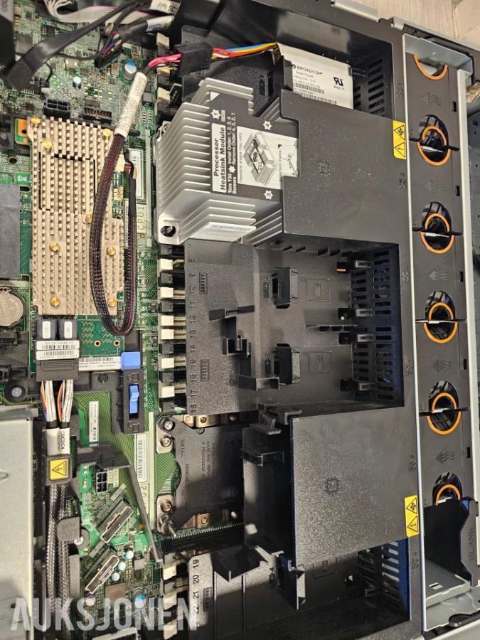 Lenovo Rackserver SR650 2U 7X06