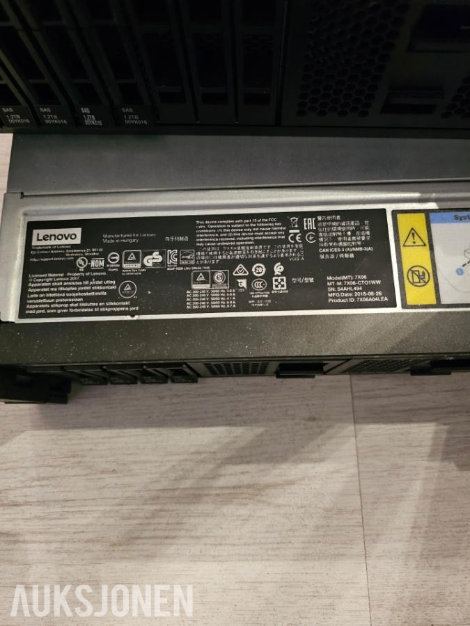 Lenovo Rackserver SR650 2U 7X06