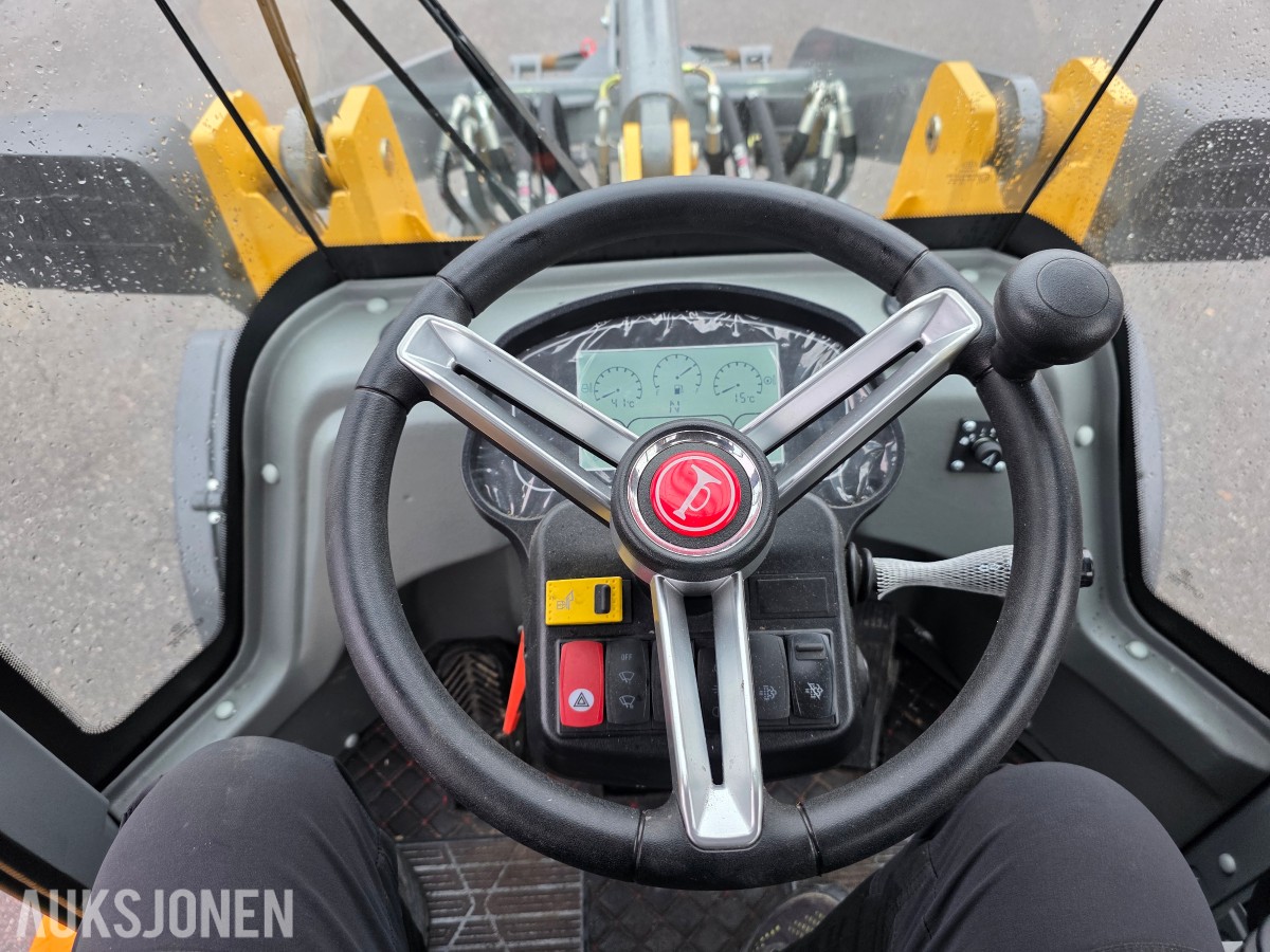 2025 Powertrack L 45 hjullaster kun 58 timer
