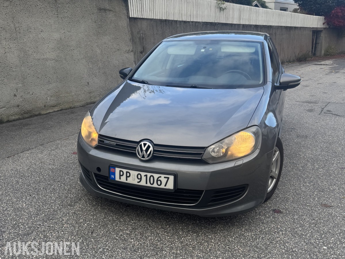 2010 Volkswagen Golf 1.6 105hk  manuell eu ok 09.2028 