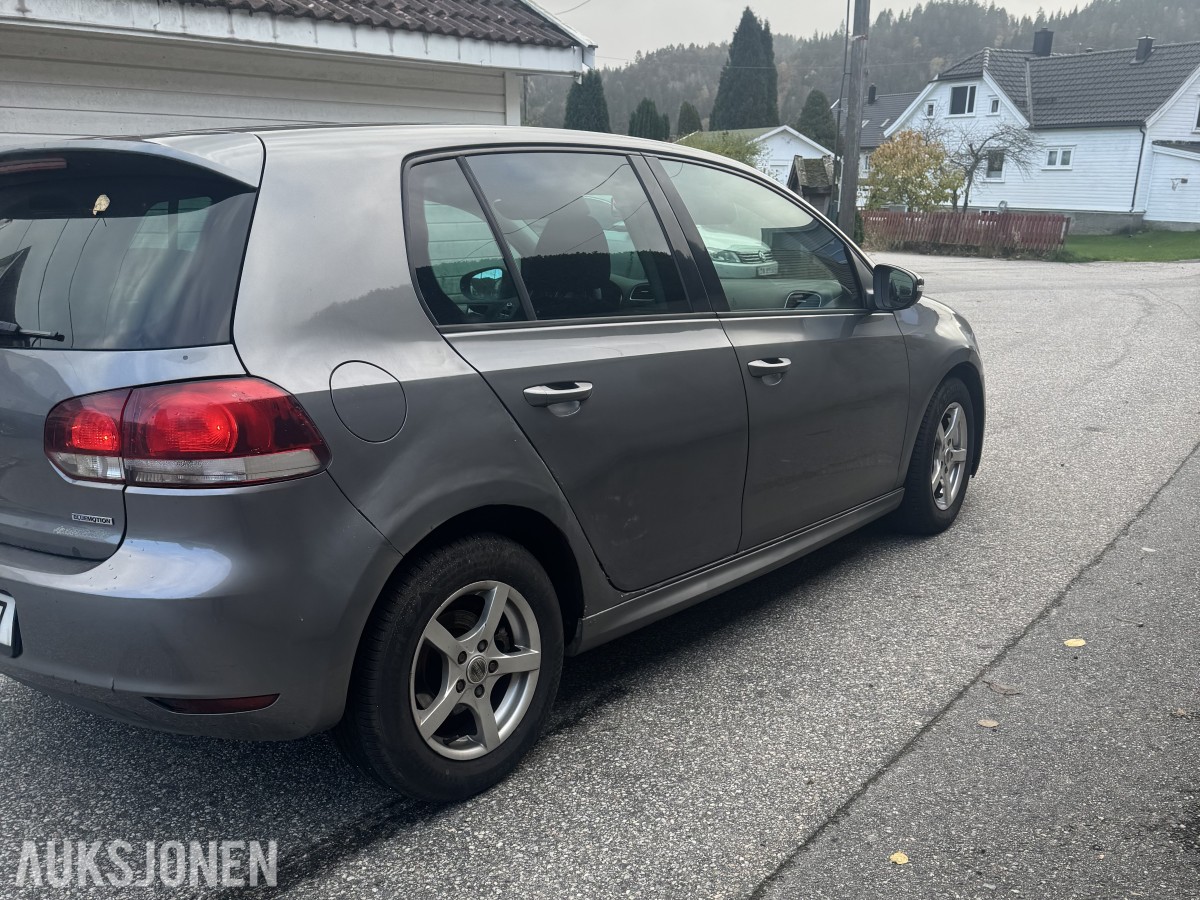 2010 Volkswagen Golf 1.6 105hk  manuell eu ok 09.2028 