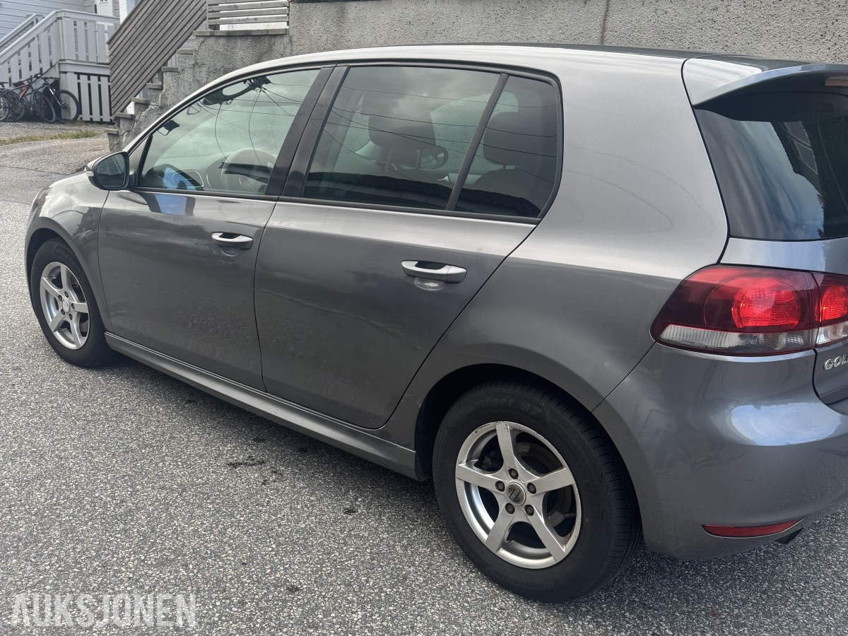 2010 Volkswagen Golf 1.6 105hk  manuell eu ok 09.2028 