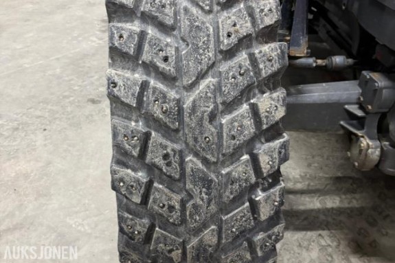 4 stk. Nokian  TRI 2 traktordekk – 400/80 R28 og 480/80 R38 – pigget