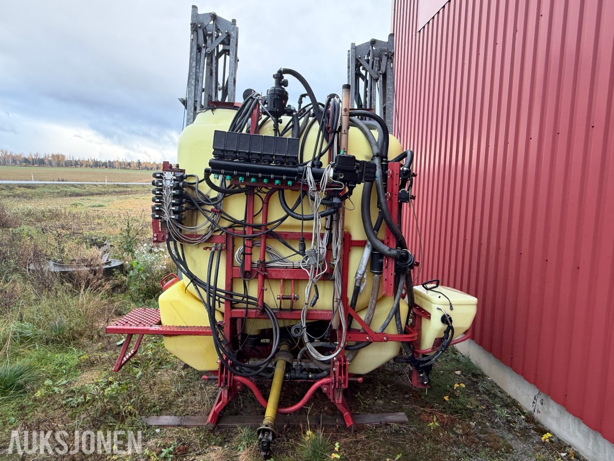 1999 Hardi Åkersprøyte - 1200l - 15m sprøytebredde