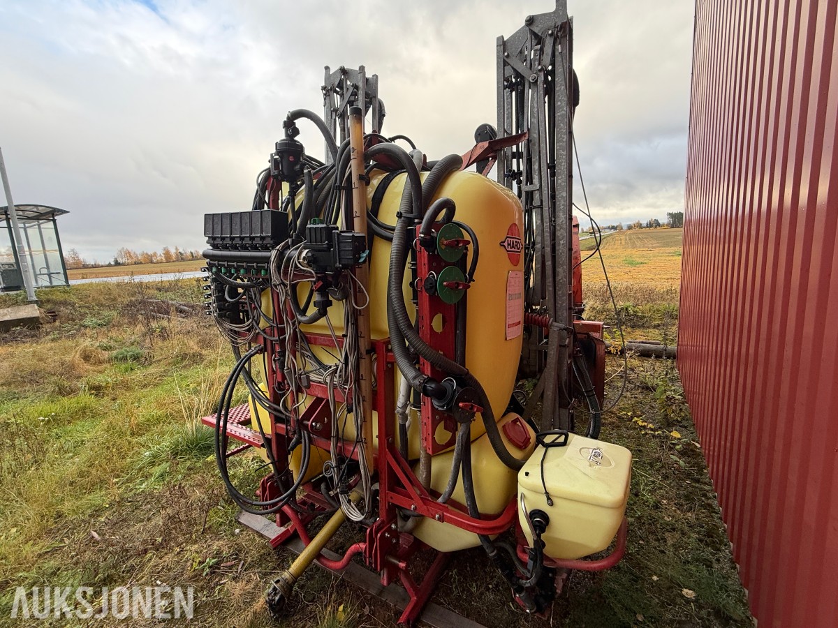 1999 Hardi Åkersprøyte - 1200l - 15m sprøytebredde