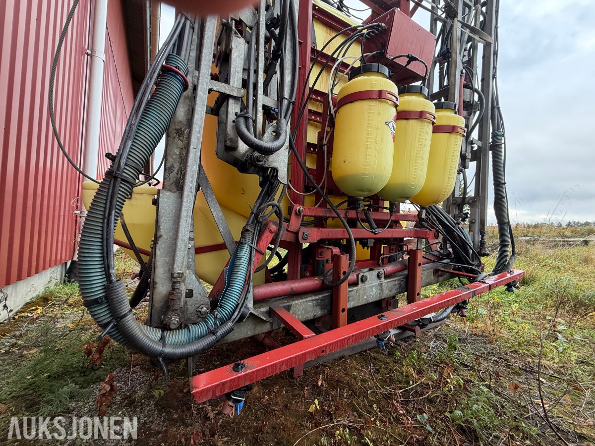 1999 Hardi Åkersprøyte - 1200l - 15m sprøytebredde