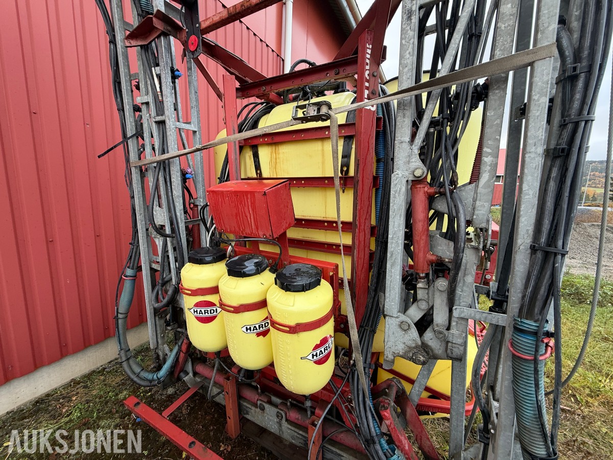 1999 Hardi Åkersprøyte - 1200l - 15m sprøytebredde