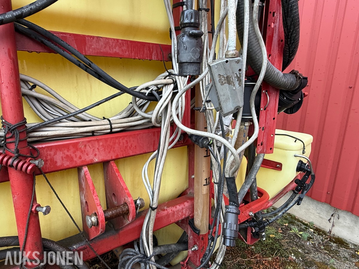 1999 Hardi Åkersprøyte - 1200l - 15m sprøytebredde