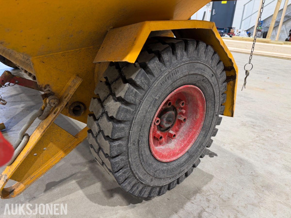 2007 Epoke TMK 10-275 strøkasse, 1,1 m³