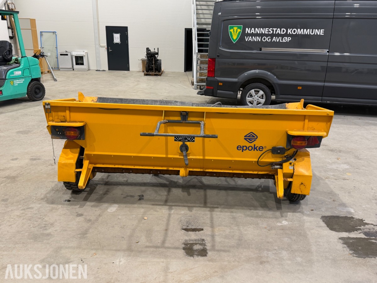 2007 Epoke TMK 10-275 strøkasse, 1,1 m³