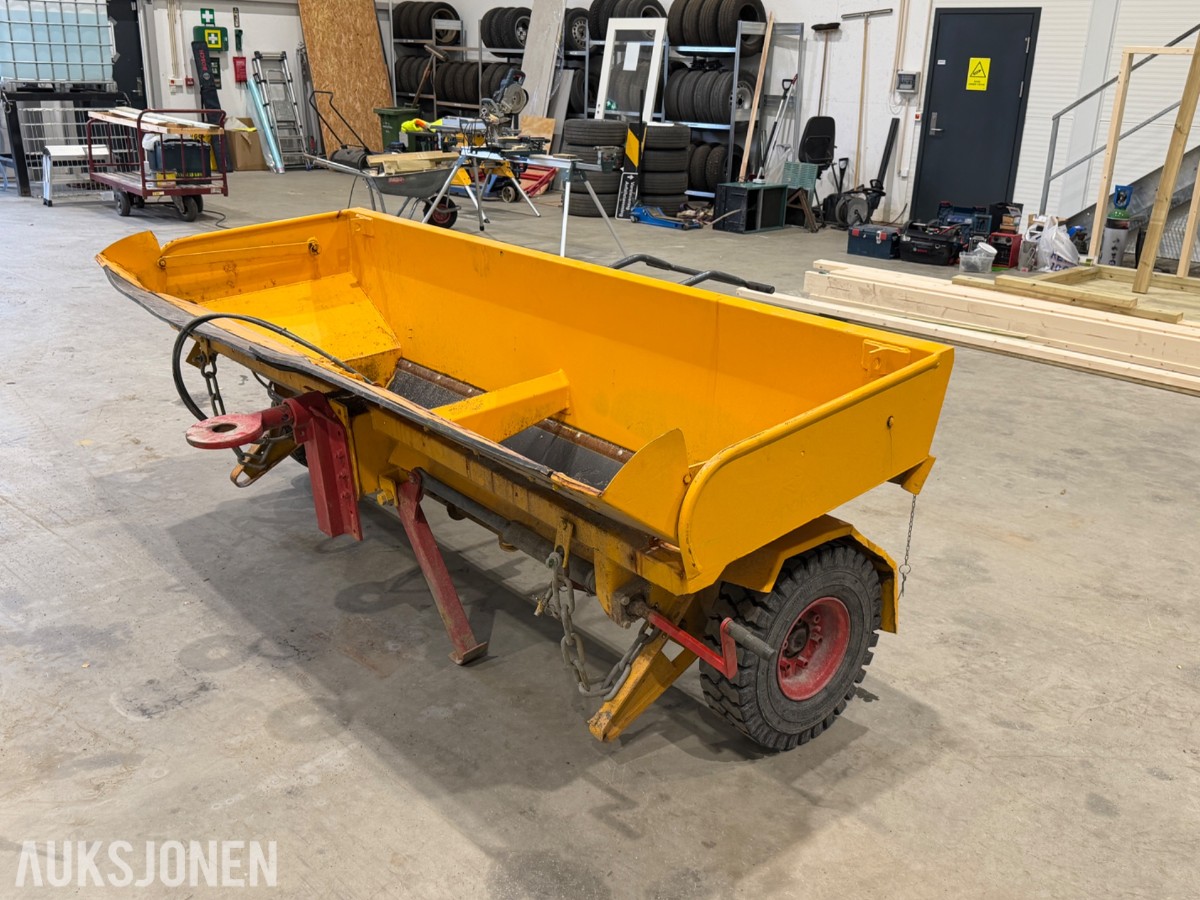 2007 Epoke TMK 10-275 strøkasse, 1,1 m³
