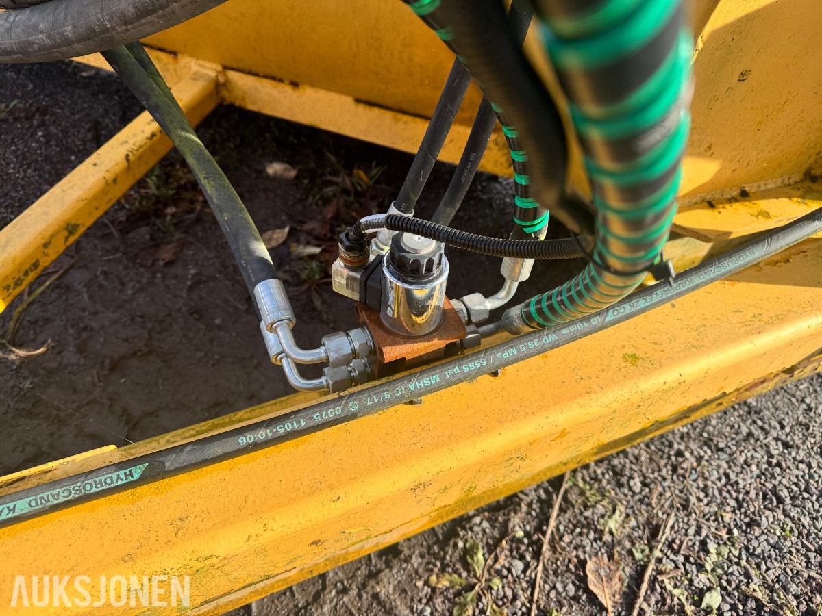 1992 Øveraasen V80 EHC kantfres