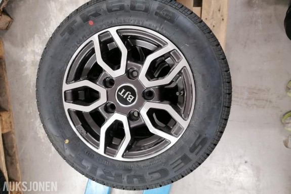 5 stk Nye komplette hjul 155/70R12C 104/102N  Alufelg  4,5Jx12  5/112  Et 30 