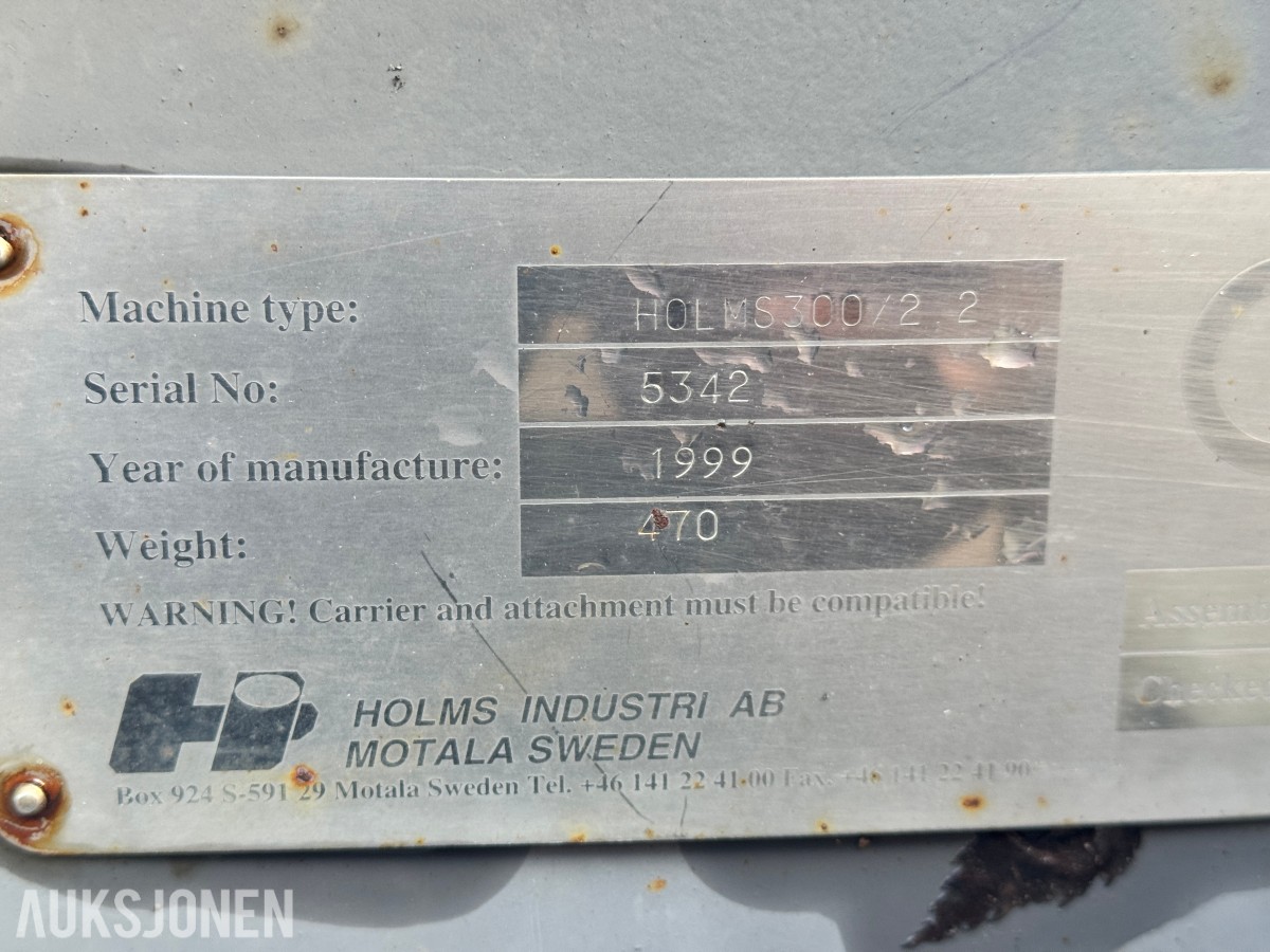 Holms 300-2.2 feiemaskin med vanntank og sidekost