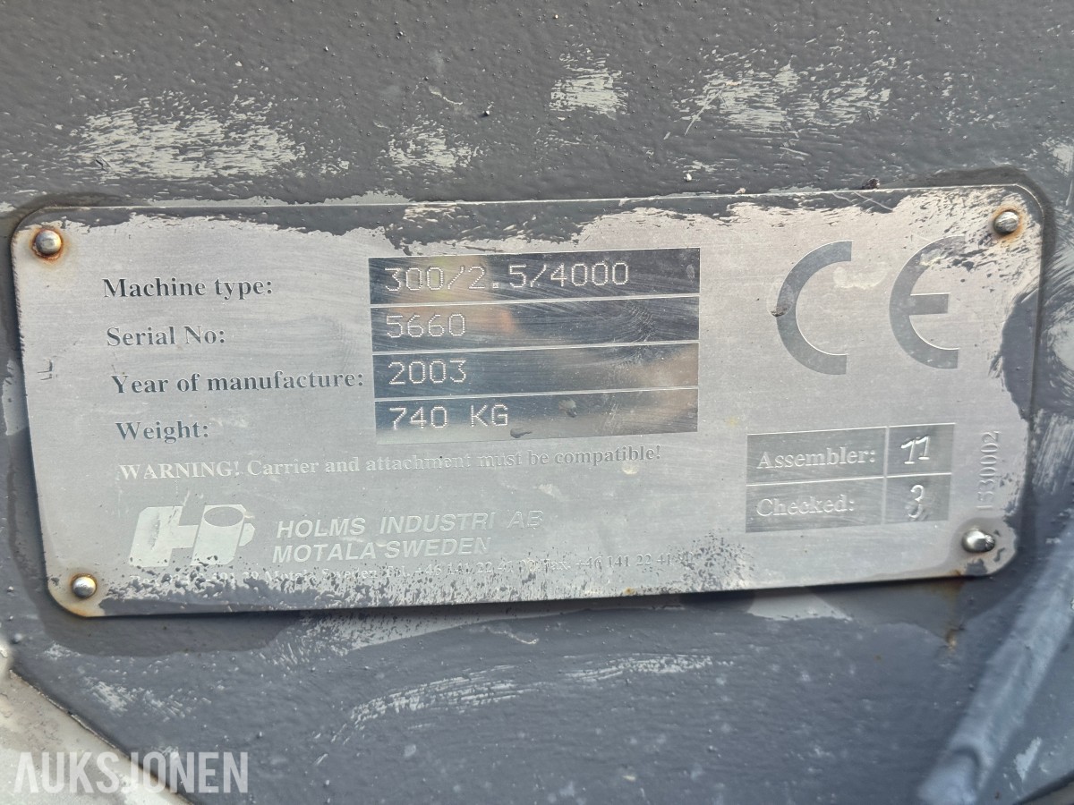 Holms 300-2.5-4000 feiekost med vanntank, ekstra børster og frontbørster