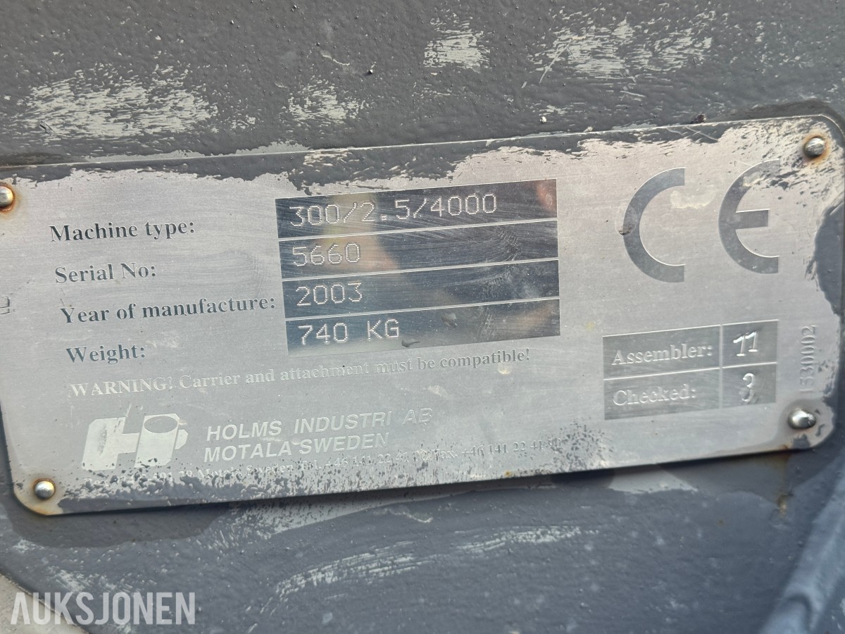 Holms 300-2.5-4000 feiekost med vanntank, ekstra børster og frontbørster