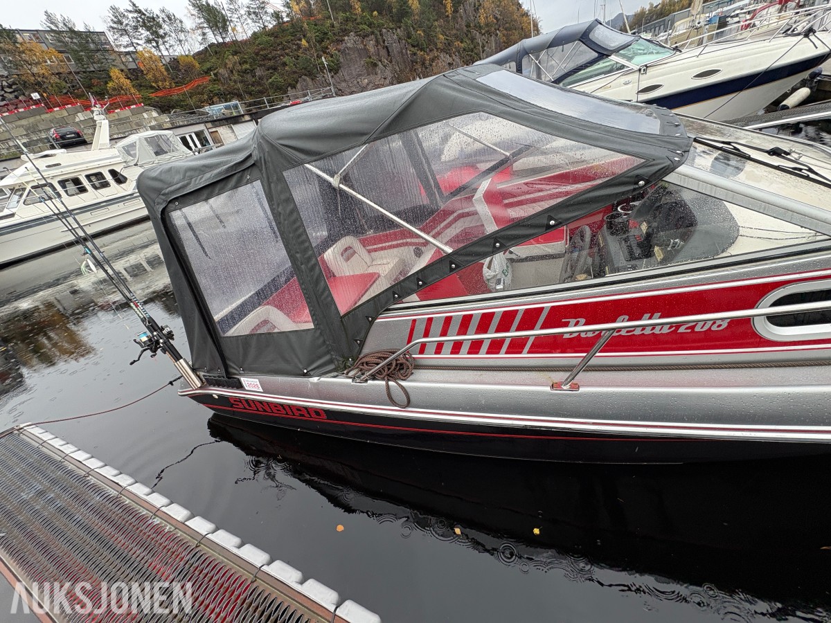 1990 Sunbird Barletta 208 daycruiser - 23 fot - 200 hk