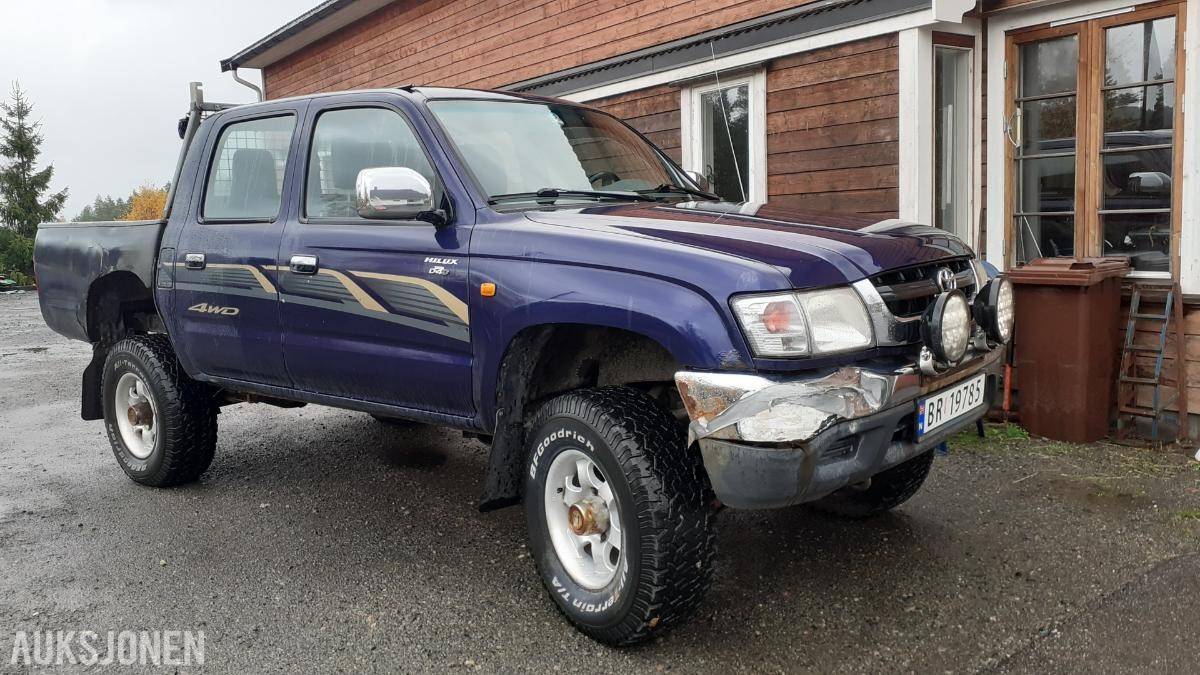 2005 Toyota HiLux 2.5 Diesel 102HK 4X4 Hengerfeste S+V DEKK 