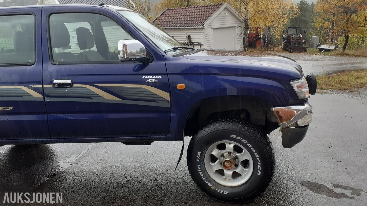 2005 Toyota HiLux 2.5 Diesel 102HK 4X4 Hengerfeste S+V DEKK 