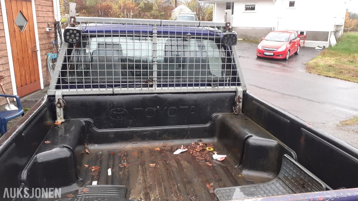 2005 Toyota HiLux 2.5 Diesel 102HK 4X4 Hengerfeste S+V DEKK 